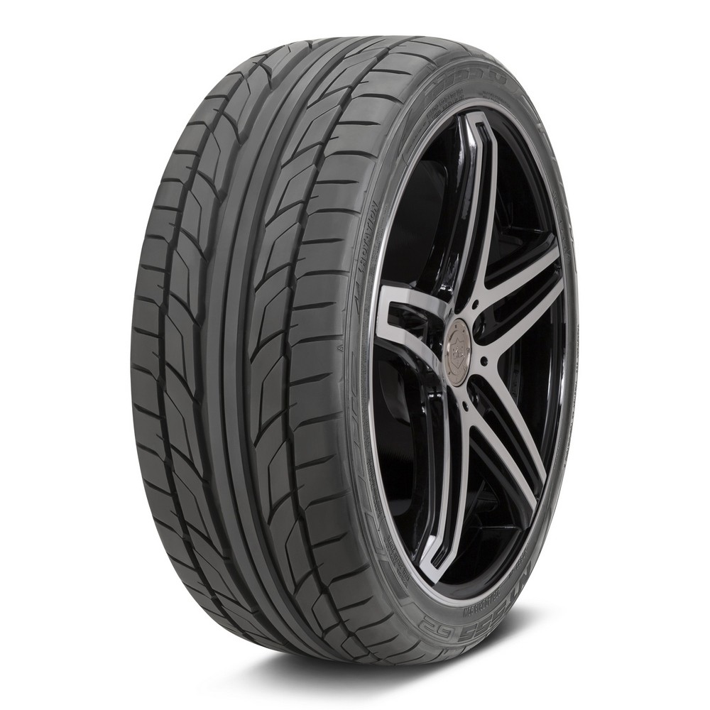 Nitto NT555 G2 225/40 R19 Nitto NT555 G2 225/40 R19