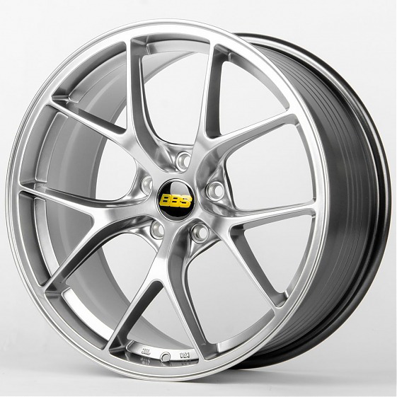 BBS DQ002-SL064 8.5 x 19 5*114 Et: 33 Dia: 73 BBS DQ002-SL064 8.5 x 19 5*114 Et: 33 Dia: 73