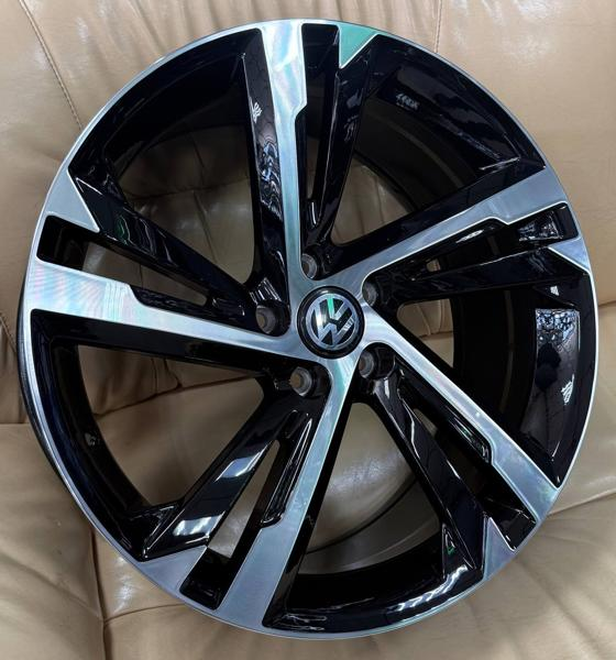 IWheel IVF-3394 8 x 19 5*112 Et: 35 Dia: 57 IWheel IVF-3394 8 x 19 5*112 Et: 35 Dia: 57